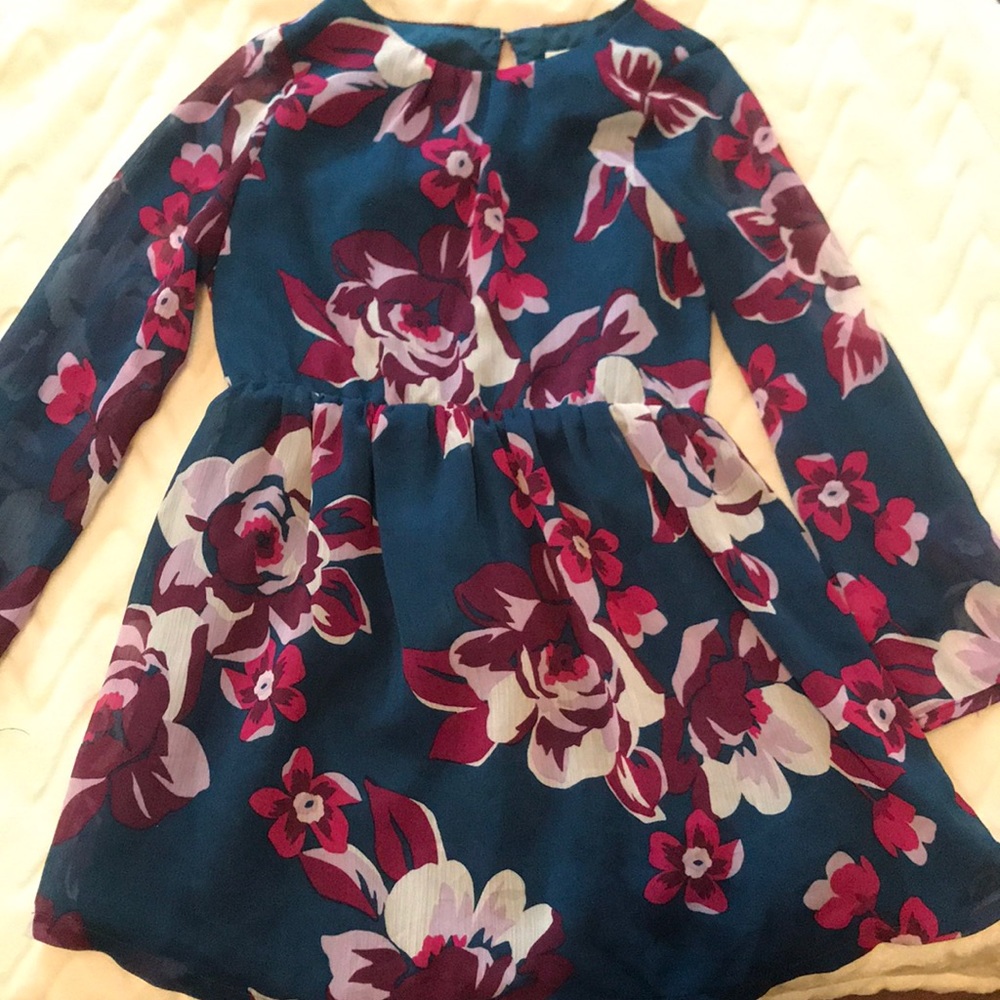 Very cute girl dress size 6
